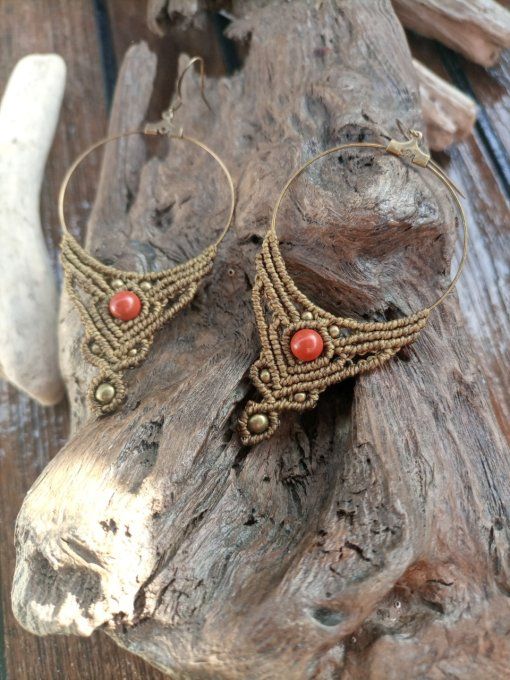 Boucles d'oreille créoles macramé, jaspe rouge