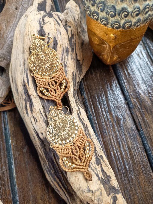 Boucle d'oreille N3