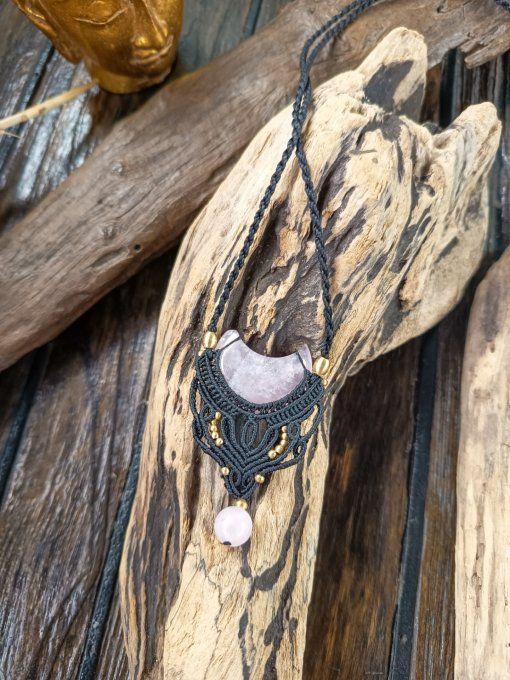 Pendentif lune Quartz rose
