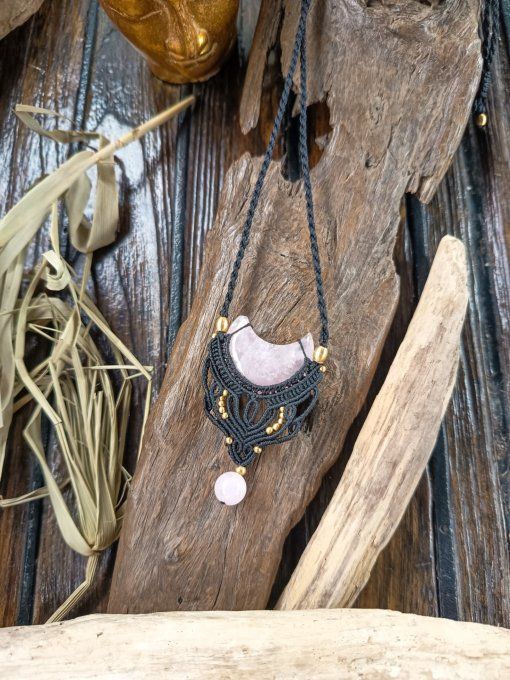 Pendentif lune Quartz rose