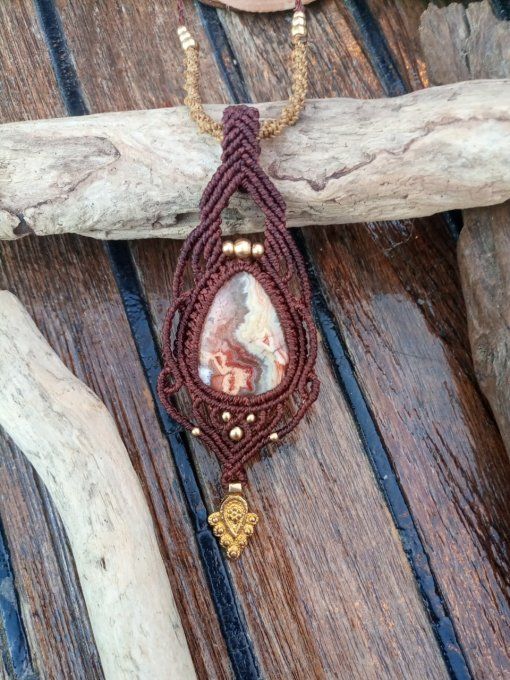 collier macramé marron agate