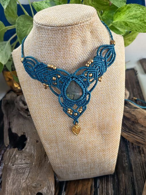 Ras du cou Labradorite