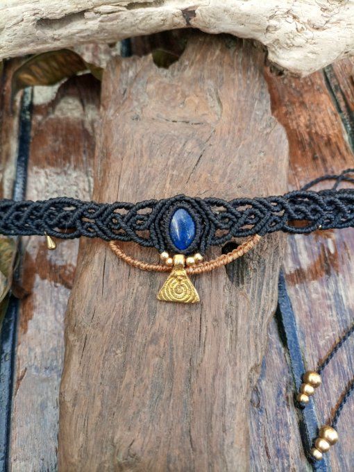 collier ras du cou, lapis lazuli, macramé